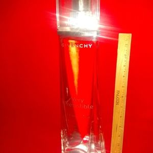 Givenchy Very Irresistible Factice